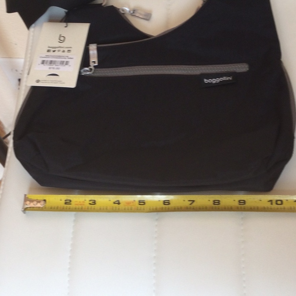 NWT  Black/Silver/Gray Baggallini Crossbody Purse - Picture 5 of 15
